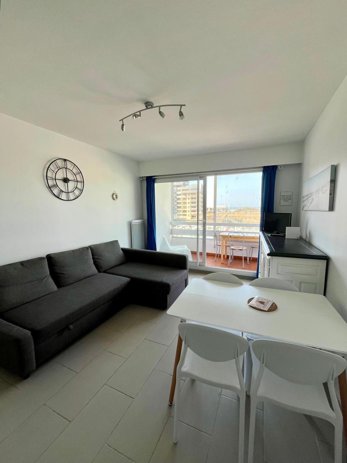 Appartement Vue Mer Et Marina, Loggia - Parking Courseulles-sur-Mer Exterior photo